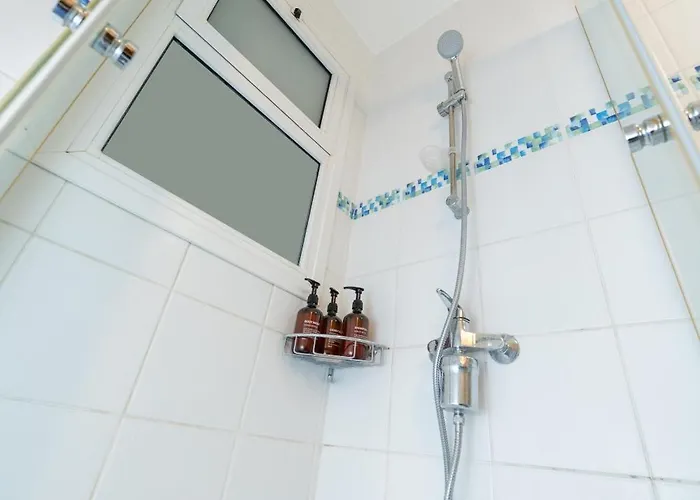 公寓 2 Bedroom Flat In Center 尼科西亚