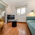 2 Bedroom Flat In Center ニコシア