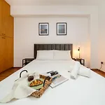 דירה 2 Bedroom Flat In Center