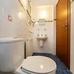 דירה 2 Bedroom Flat In Center