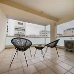 Lejlighed 2 Bedroom Flat In Center *