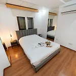 2 Bedroom Flat In Center * ניקוסיה