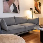 2 Bedroom Flat In Center Lejlighed