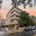 Lejlighed 2 Bedroom Flat In Center