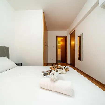 アパート 2 Bedroom Flat In Center
