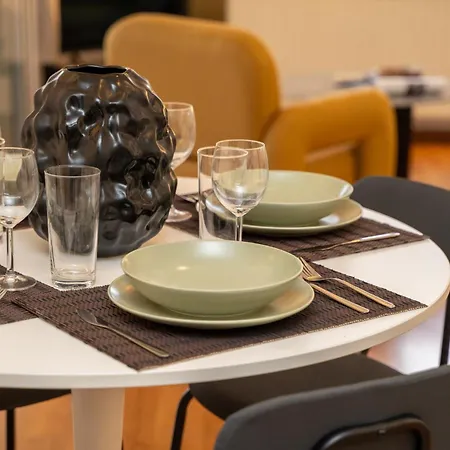 2 Bedroom Flat In Center * Nicósia