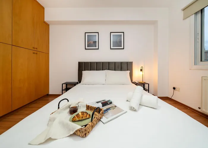 Apartment 2 Bedroom Flat In Center