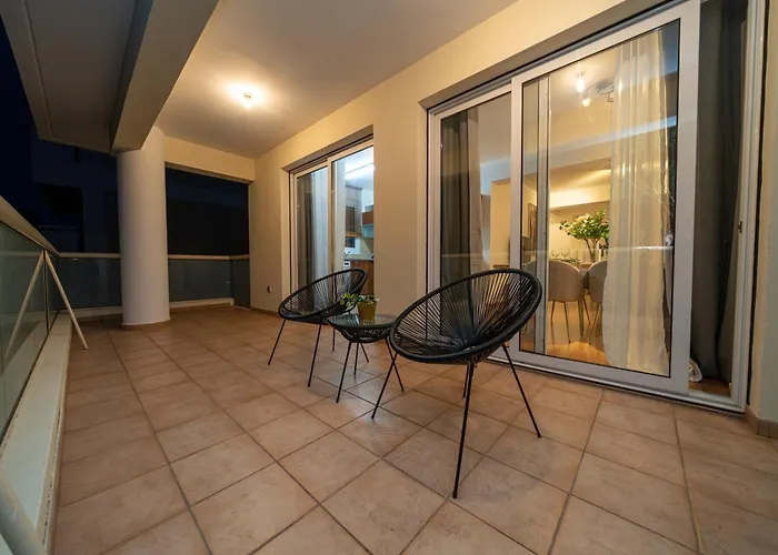 2 Bedroom Flat In Center アパート